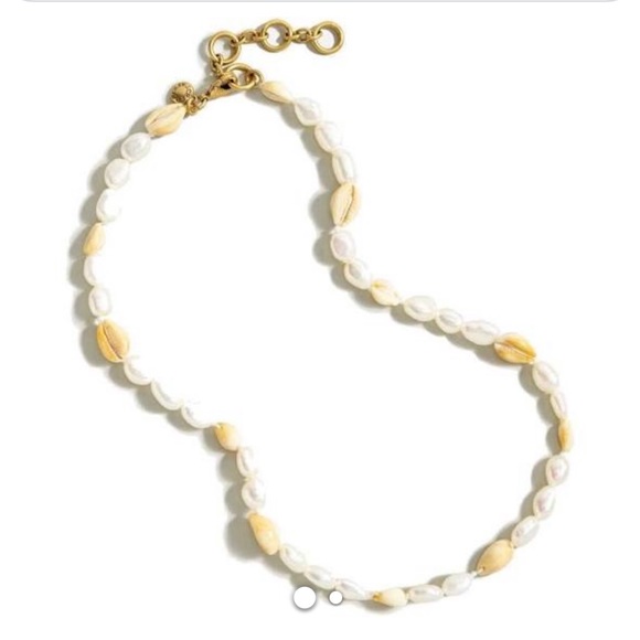 NWT J. CREW FRESHWATER PEARL & SHELL BEACHY NECKLACE.